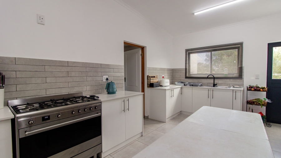 9 Bedroom Property for Sale in Long Acres Country Estate Western Cape